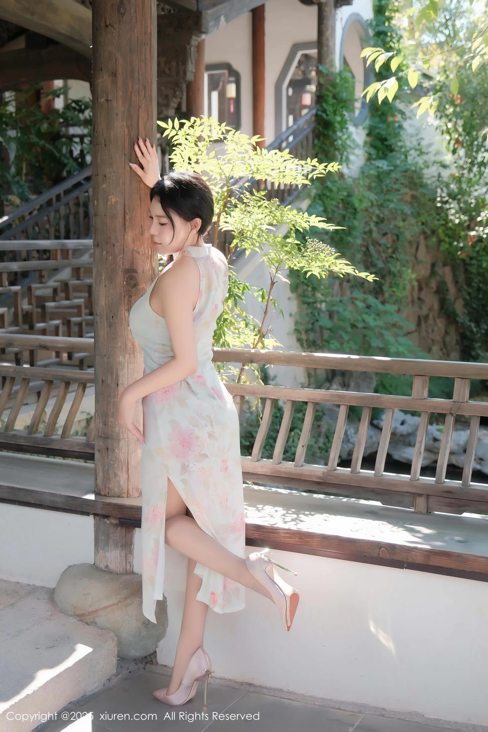 [XiuRen秀人网] 2025.02.17 No.9893 麦田 [70+1P]