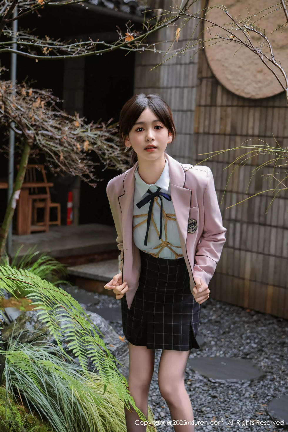 [XiuRen秀人网] 2025.02.28 No.9949 奶芙乔乔 [72+1P]
