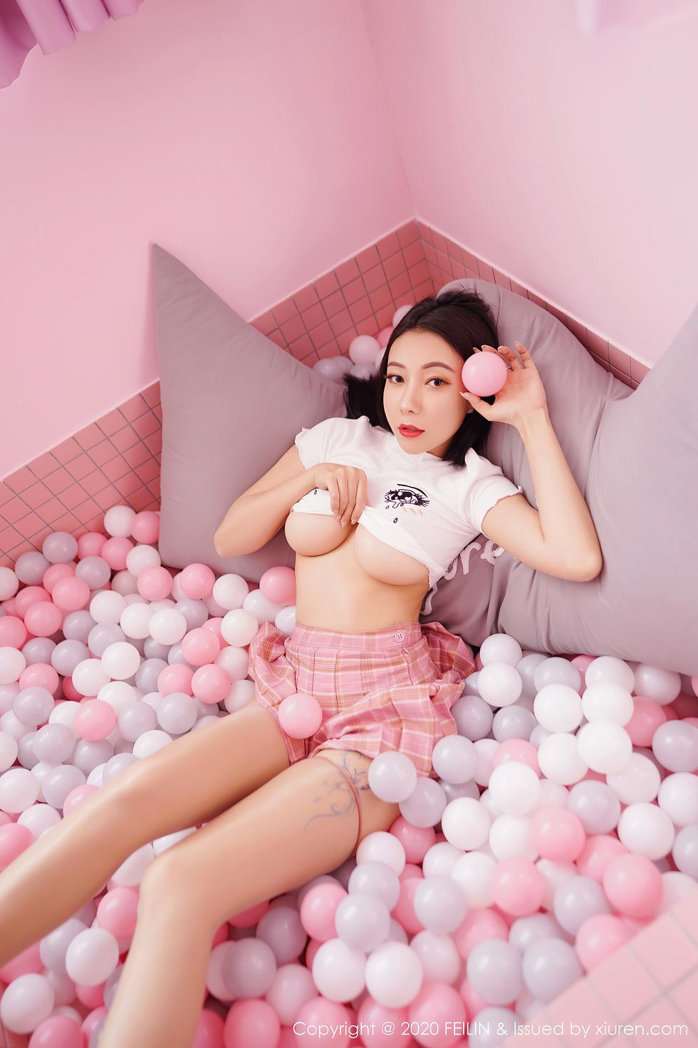 [FEILIN嗲囡囡] 2020.11.19 VOL.353 果儿Victoria [51+1P]