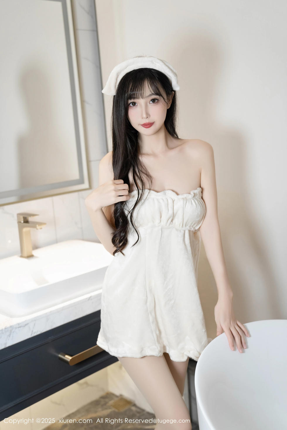 [XiuRen秀人网] 2025.03.12 No.10005 樱桃小阑子 [87+1P]