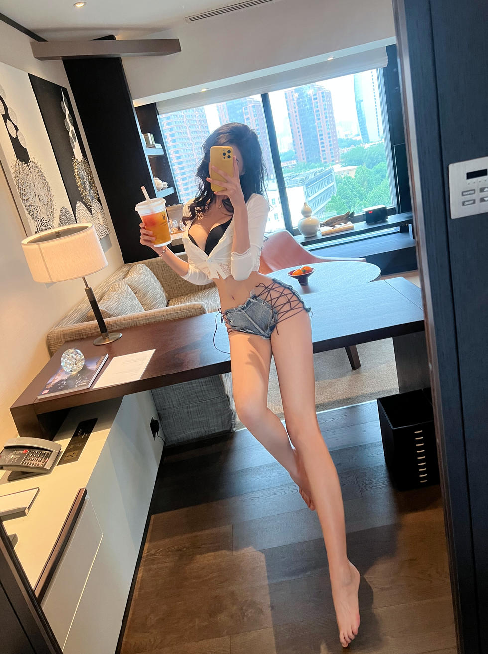 葛征 - 牛仔辣妹原版写真 [25P+1V-155MB]
