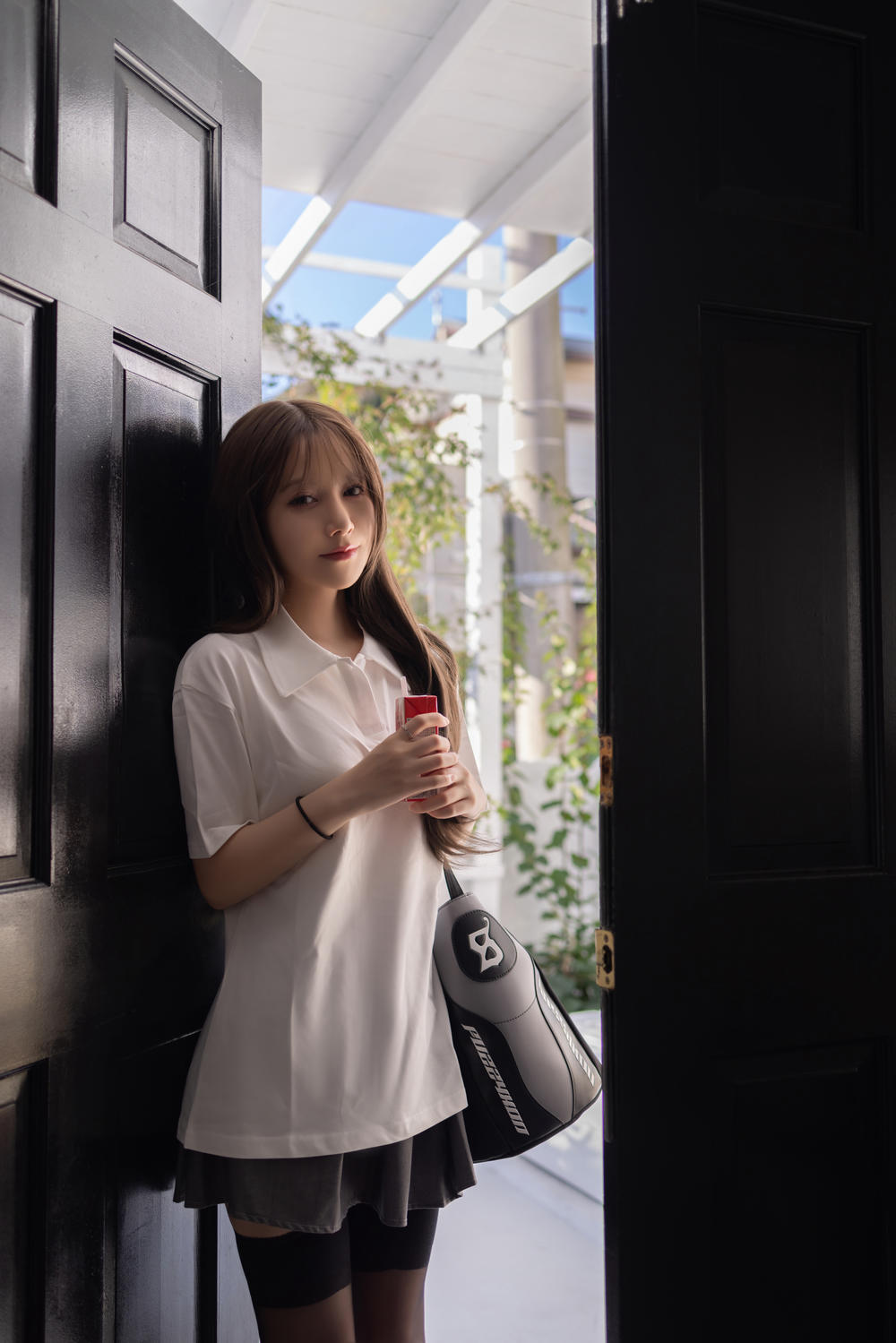 鱼子酱《民宿房东》原版写真