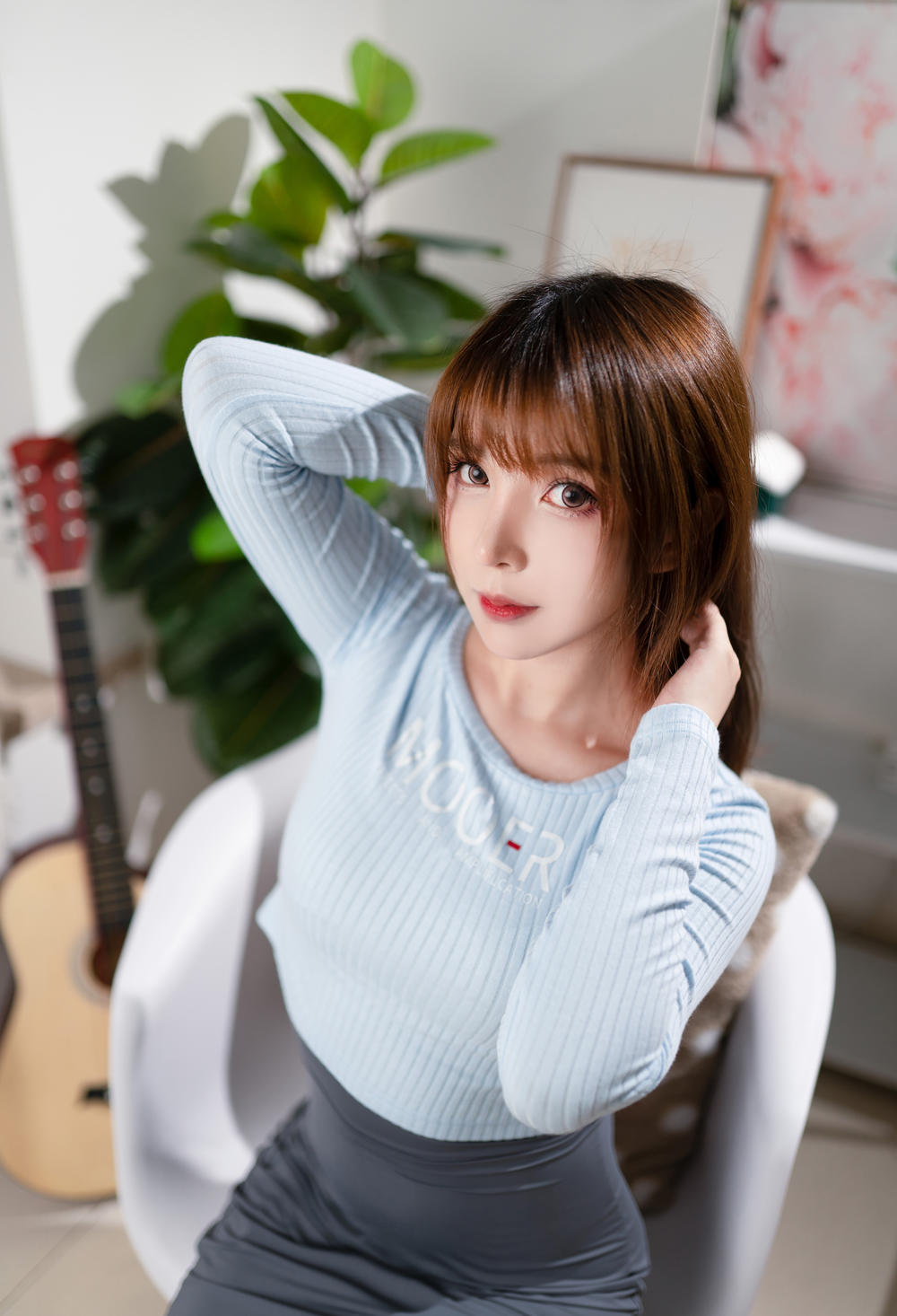 妍子坚不可摧  吉他妹妹 [10P-74MB]