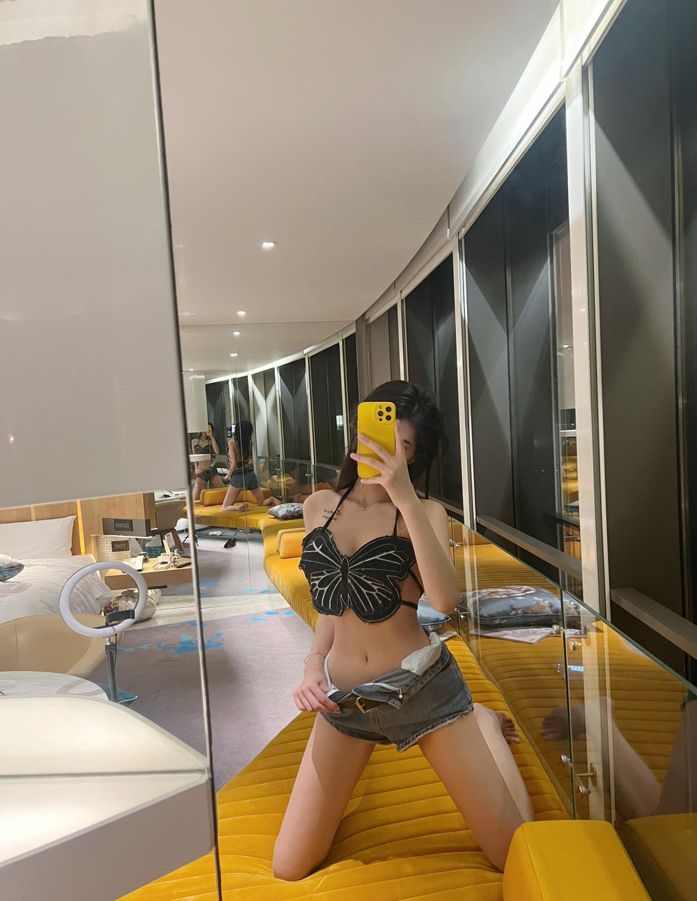 葛征- 酒店对镜 原版写真 [25P+1V-157MB]