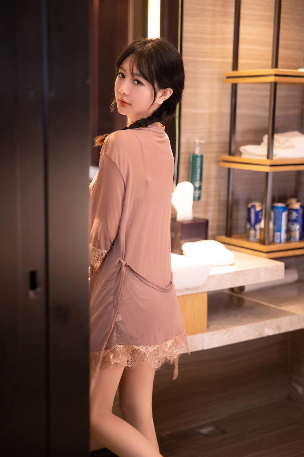 谢小蒽(幼幼)《浴室醉酒》原版写真 [125P-1.08G]