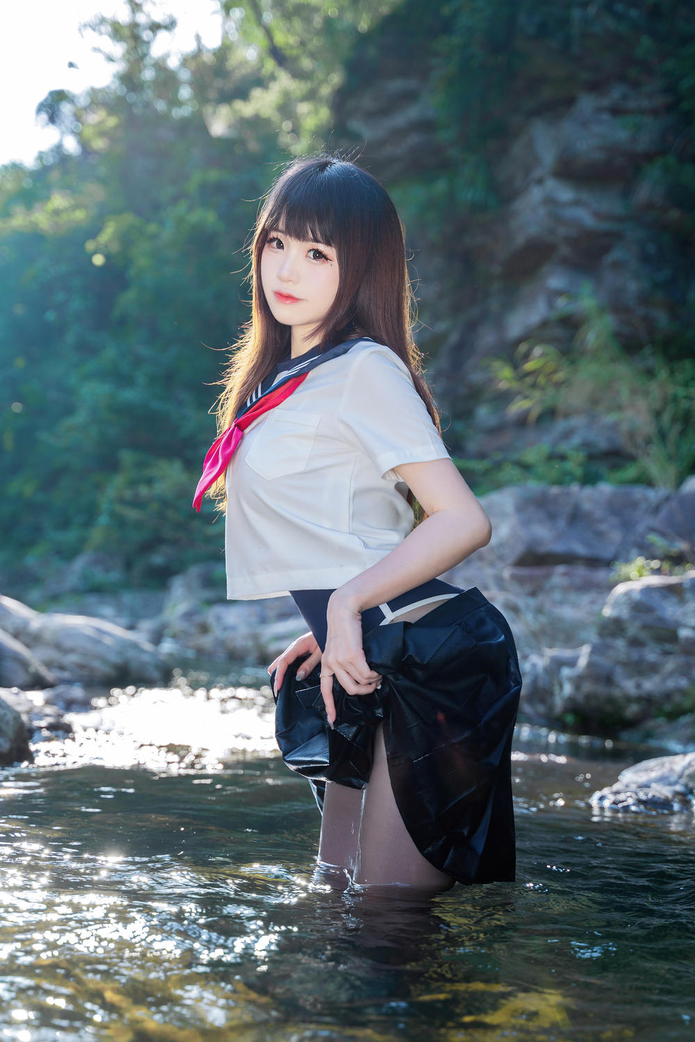miko酱ww  小溪流[24P1V-217MB]