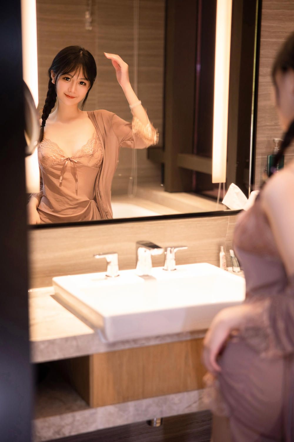 谢小蒽(幼幼)《 浴室醉酒》原版写真 [121P-1.14G]