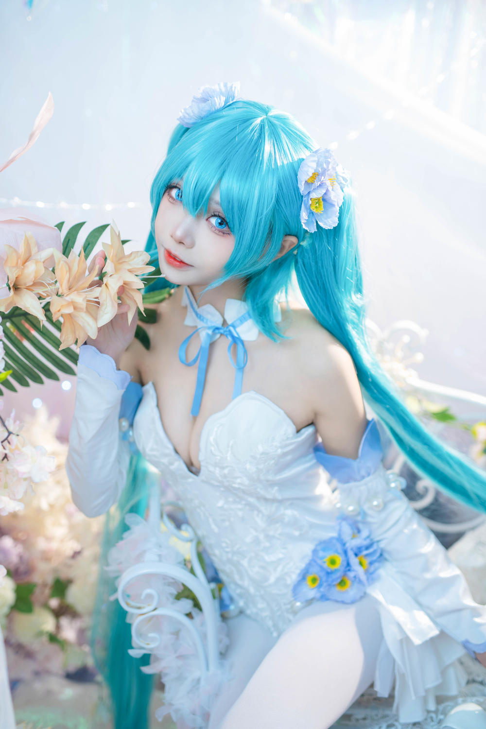 艾西Aiwest 初音 粉蝶花[42P-161MB]