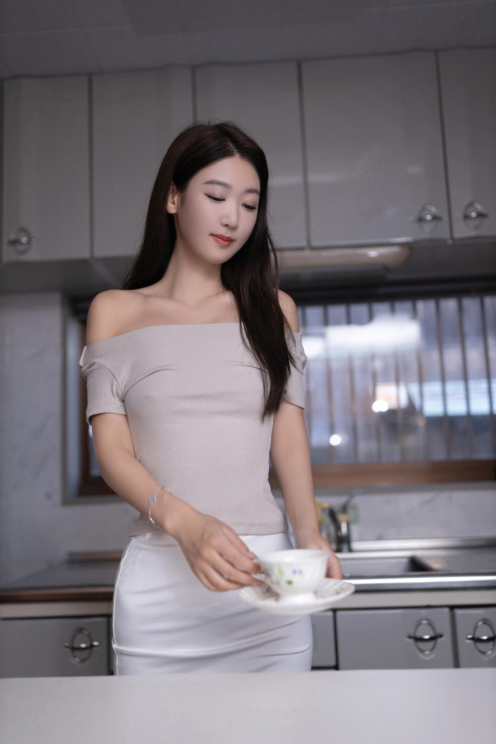 唐安琪《 维修冰箱》原版写真 [71P-927MB]