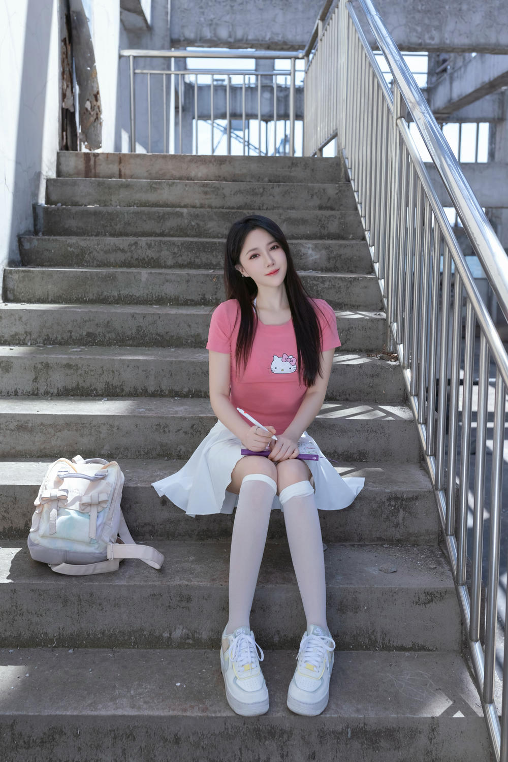 鱼子酱《天台少女》原版写真 [120P-1.01G]