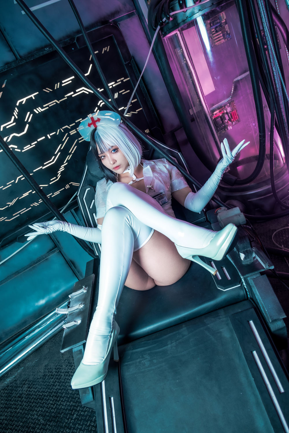 洛璃 LoLiSAMA 透明护士