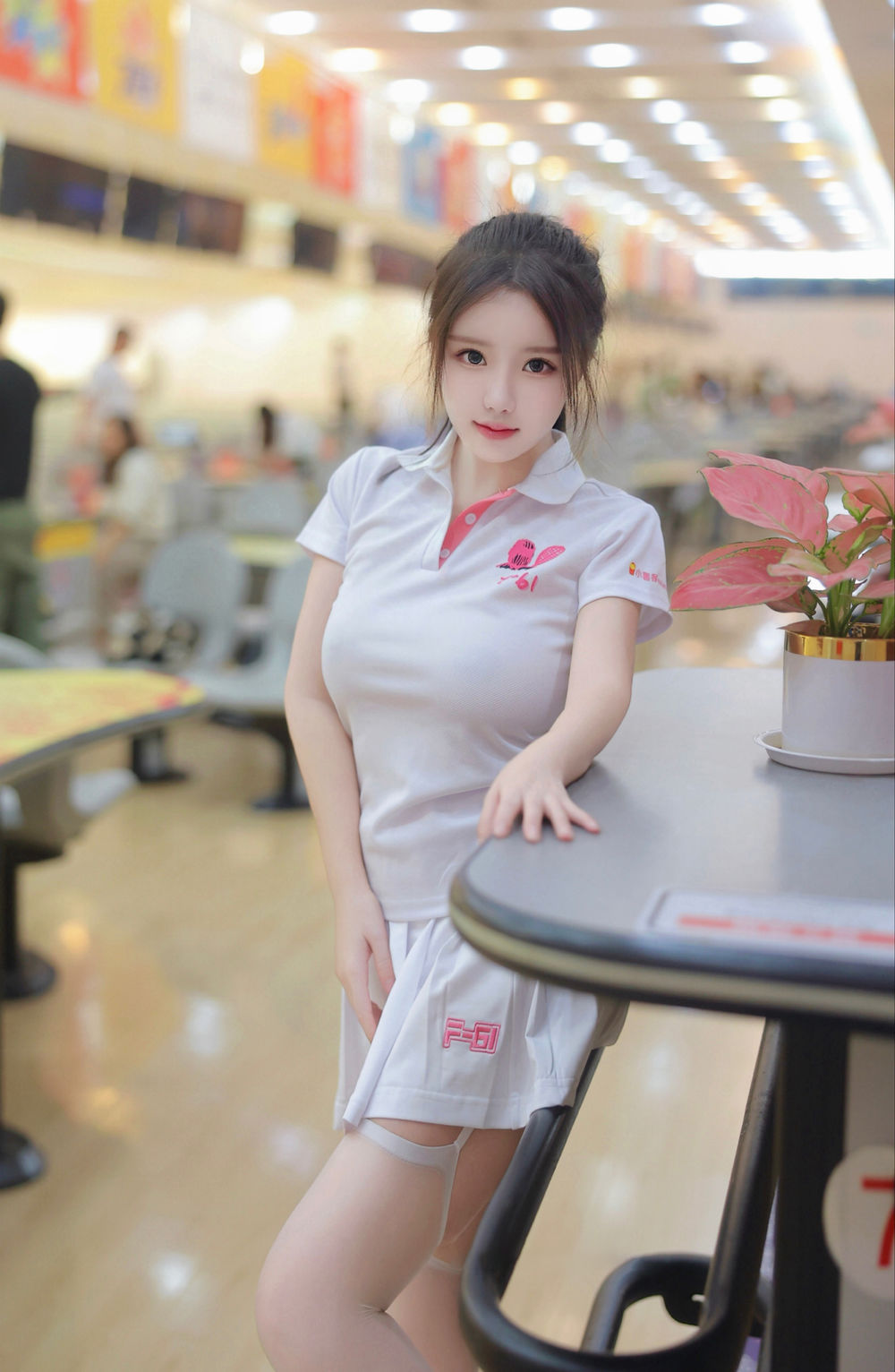小薯条《保龄球》原版写真 [80P-433MB]