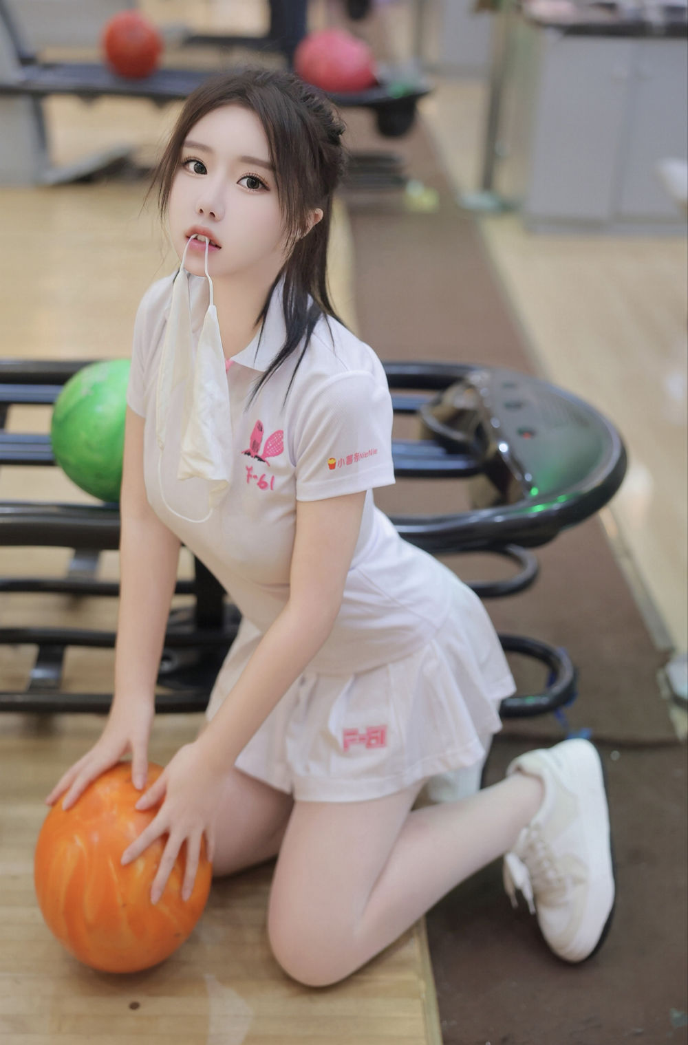 小薯条《保龄球》原版写真 [80P-433MB]