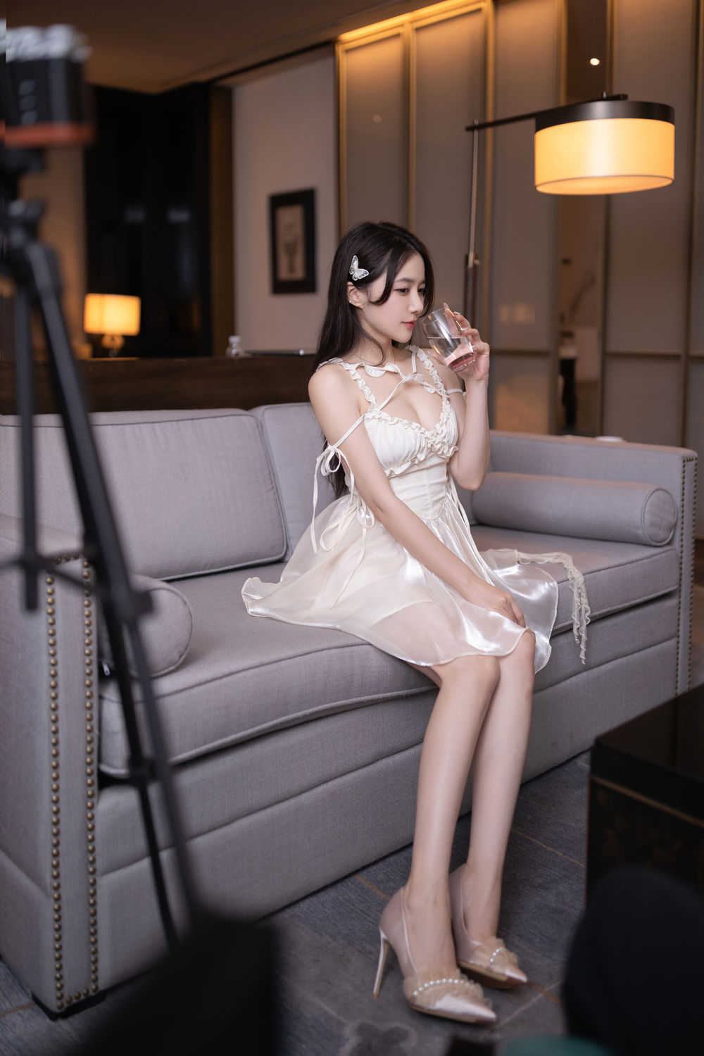 鱼子酱《用爱发电》原版写真 [130P-1.62G]
