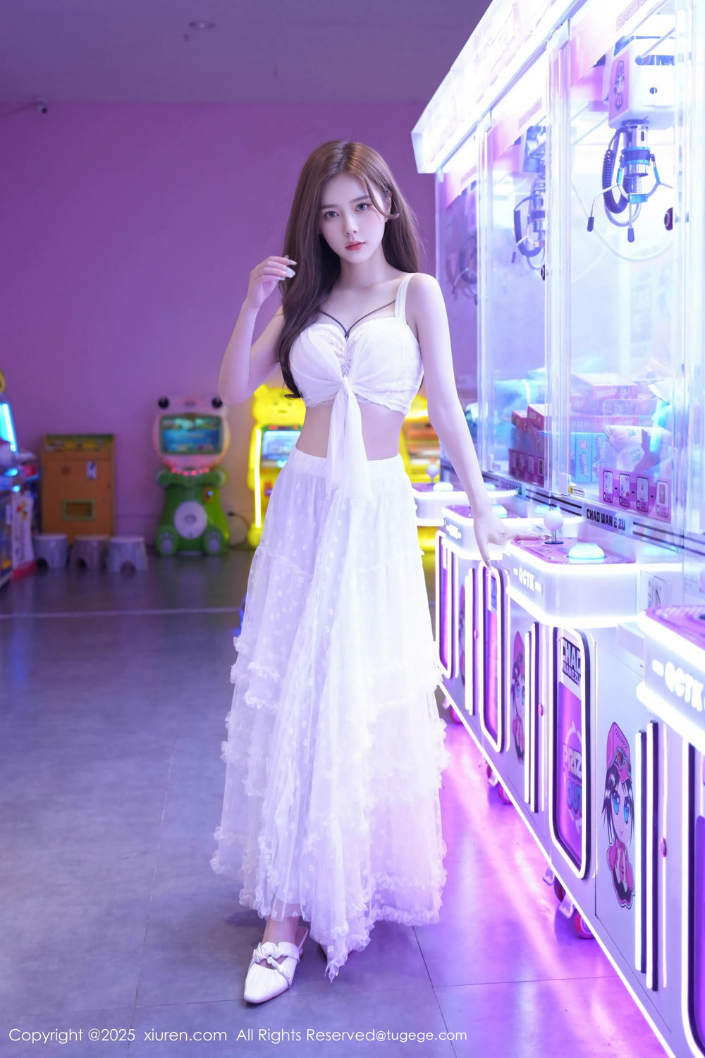 [XiuRen秀人网] 2025.09.22 No.10791 拍黄瓜girl [74+1P]