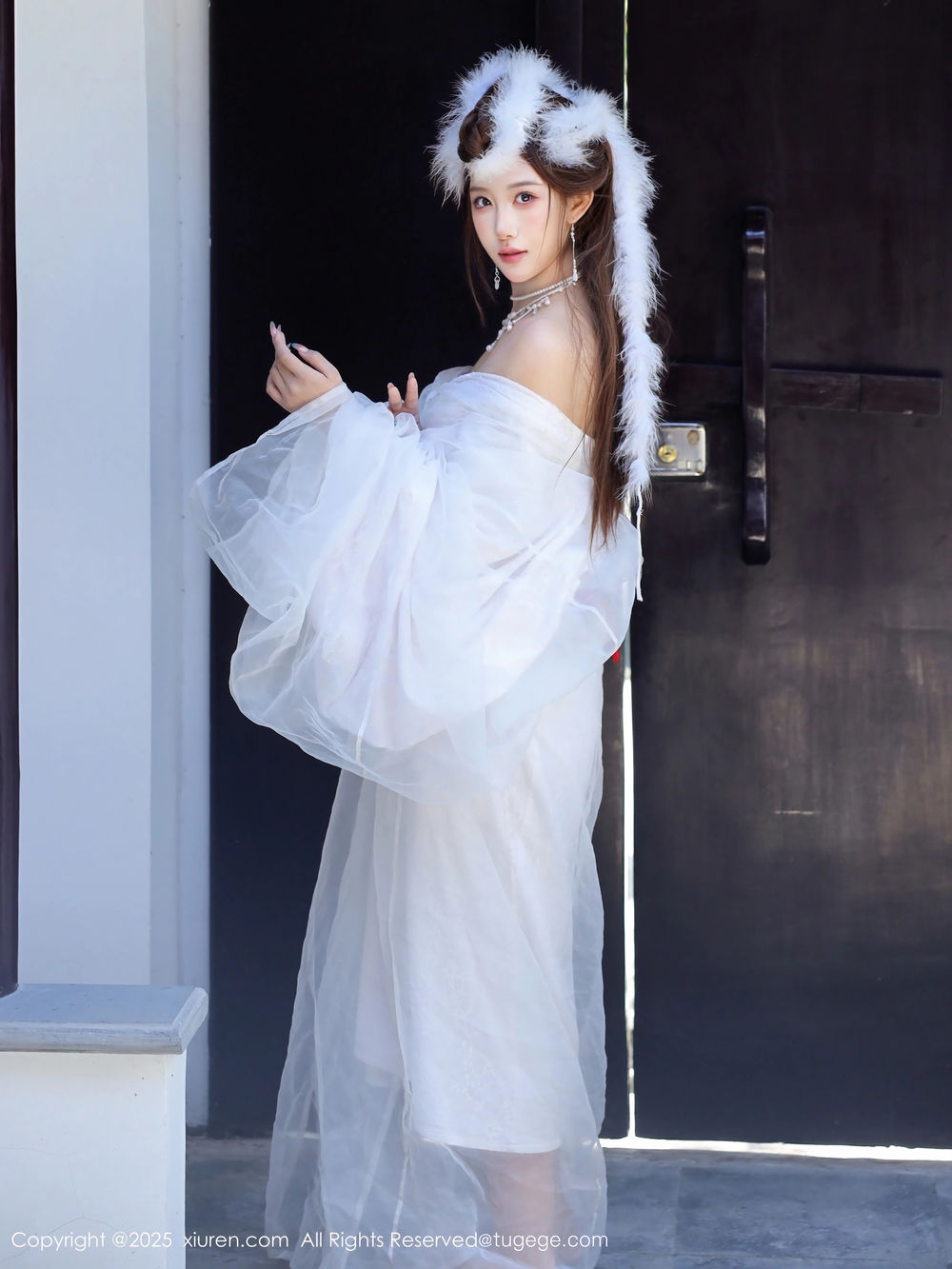 [XiuRen秀人网] 2025.10.09 No.10843 金允希Yuki [78+1P]