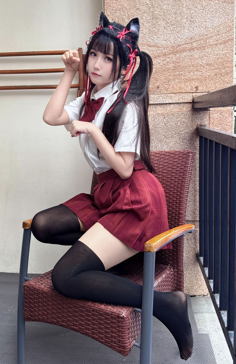 不呆猫  温泉双马尾JK[22P1V-712MB]