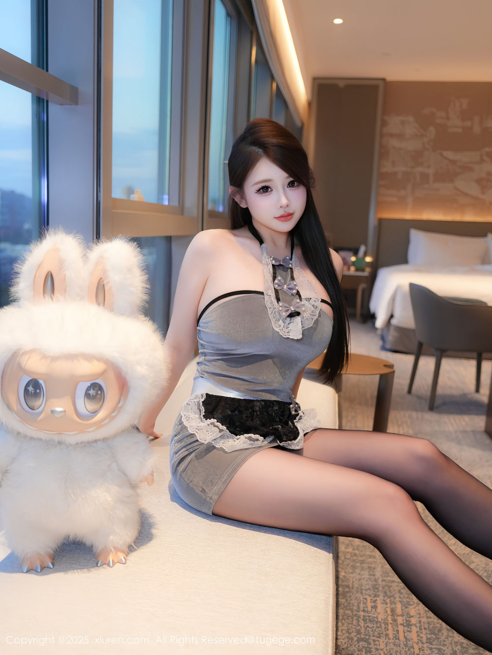 [XiuRen秀人网] 2025.10.17 No.10884 甜妮 [60+1P]