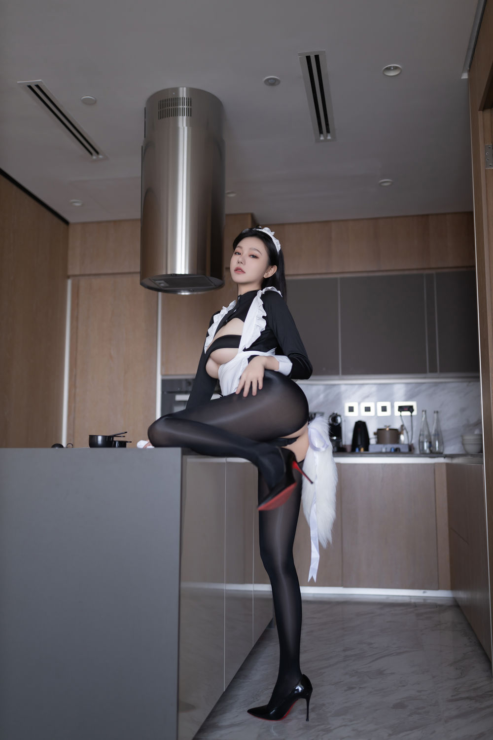 安然《女仆》原版写真 [90P-884MB]