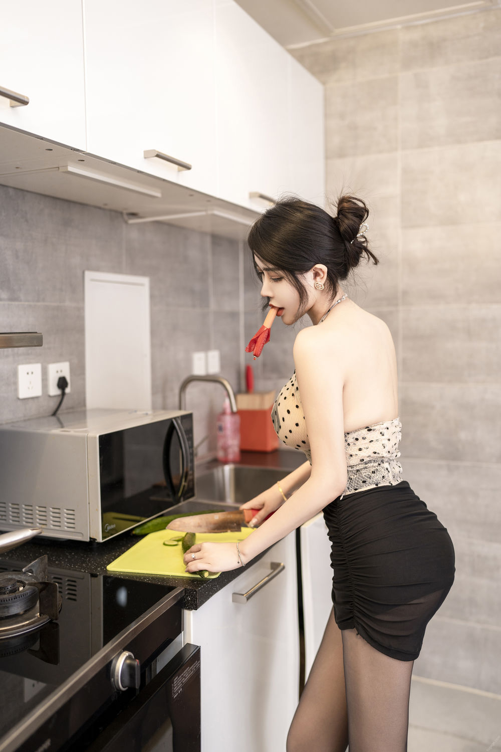 李若汐《厨房女仆》原版写真 [94P-1.53G]