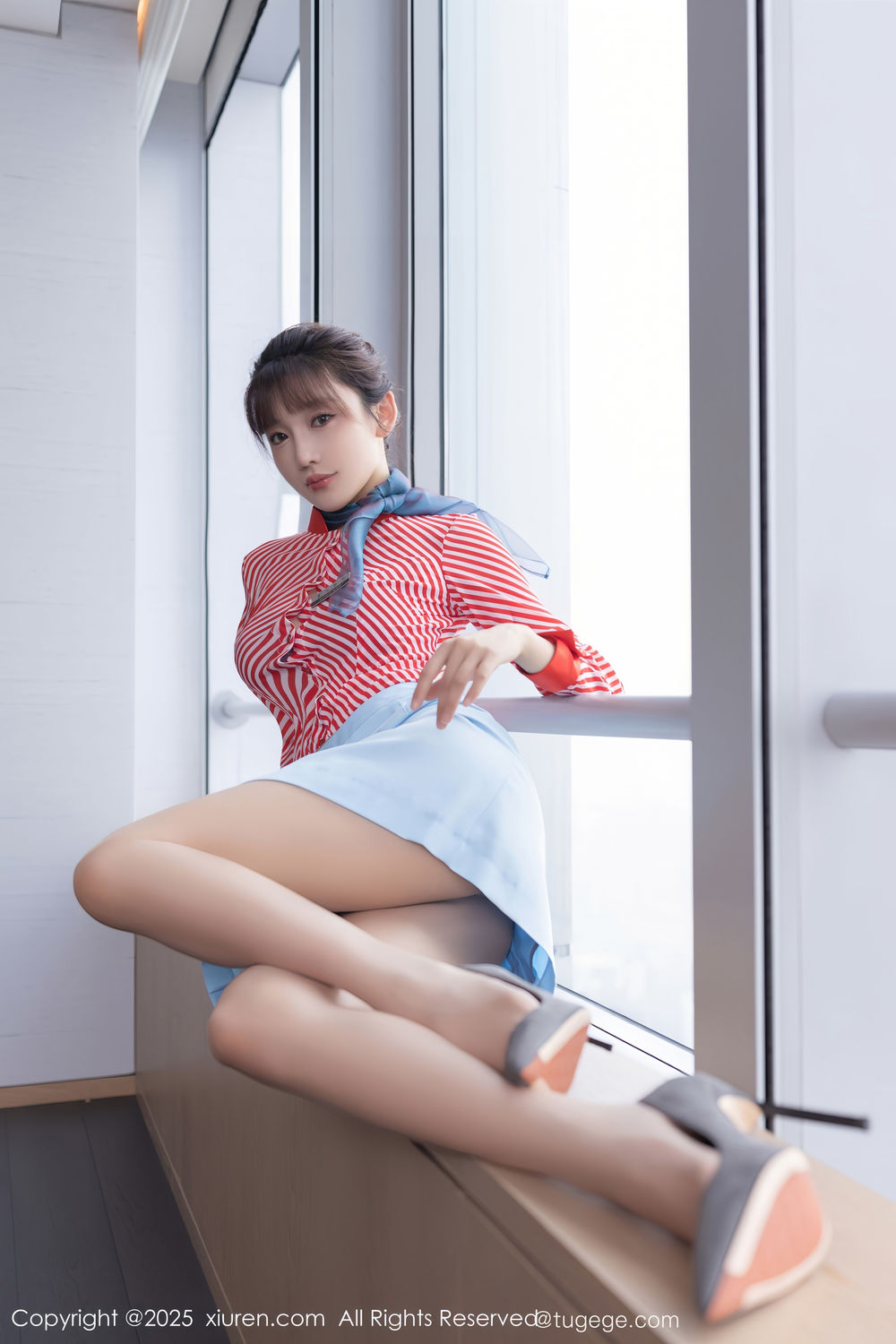 [XiuRen秀人网] 2025.10.30 No.10932 陆萱萱 [80+1P]