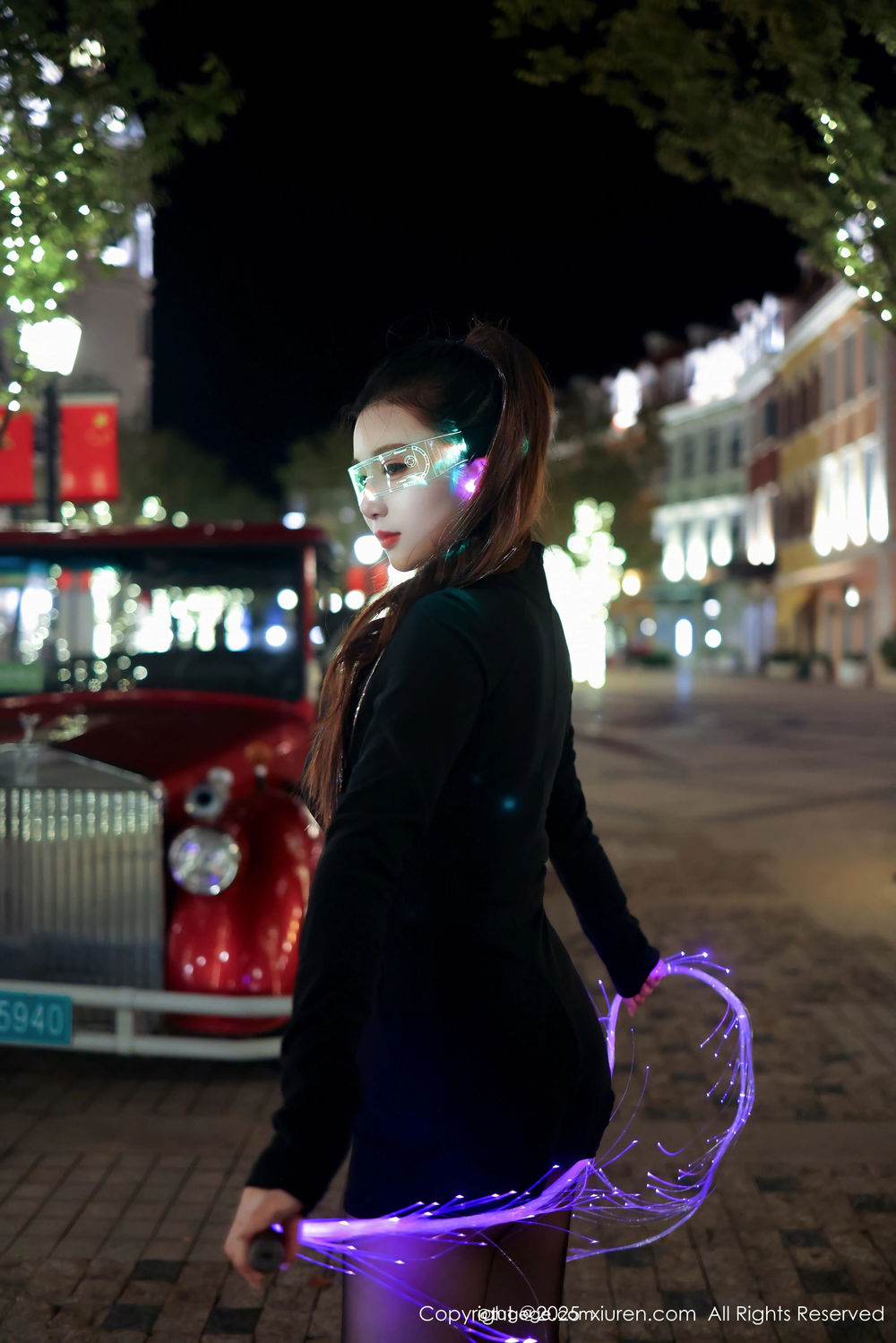 [XiuRen秀人网] 2025.10.31 No.10936 小肉肉咪 [77+1P]