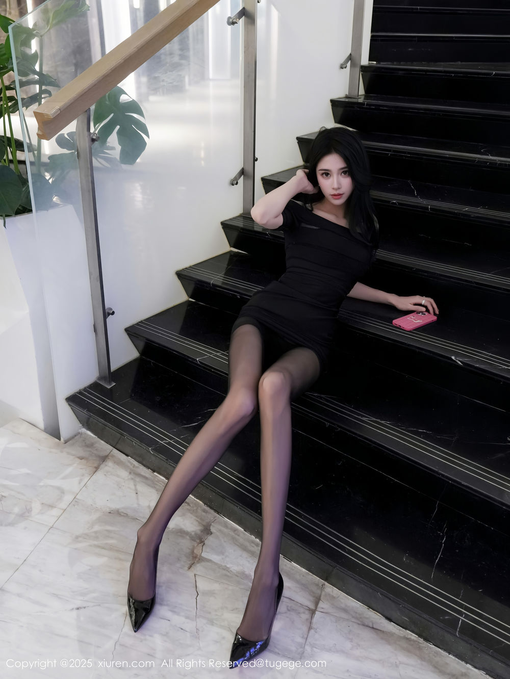 [XiuRen秀人网] 2025.11.04 No.10942 椰汁糯米姬 [53+1P]