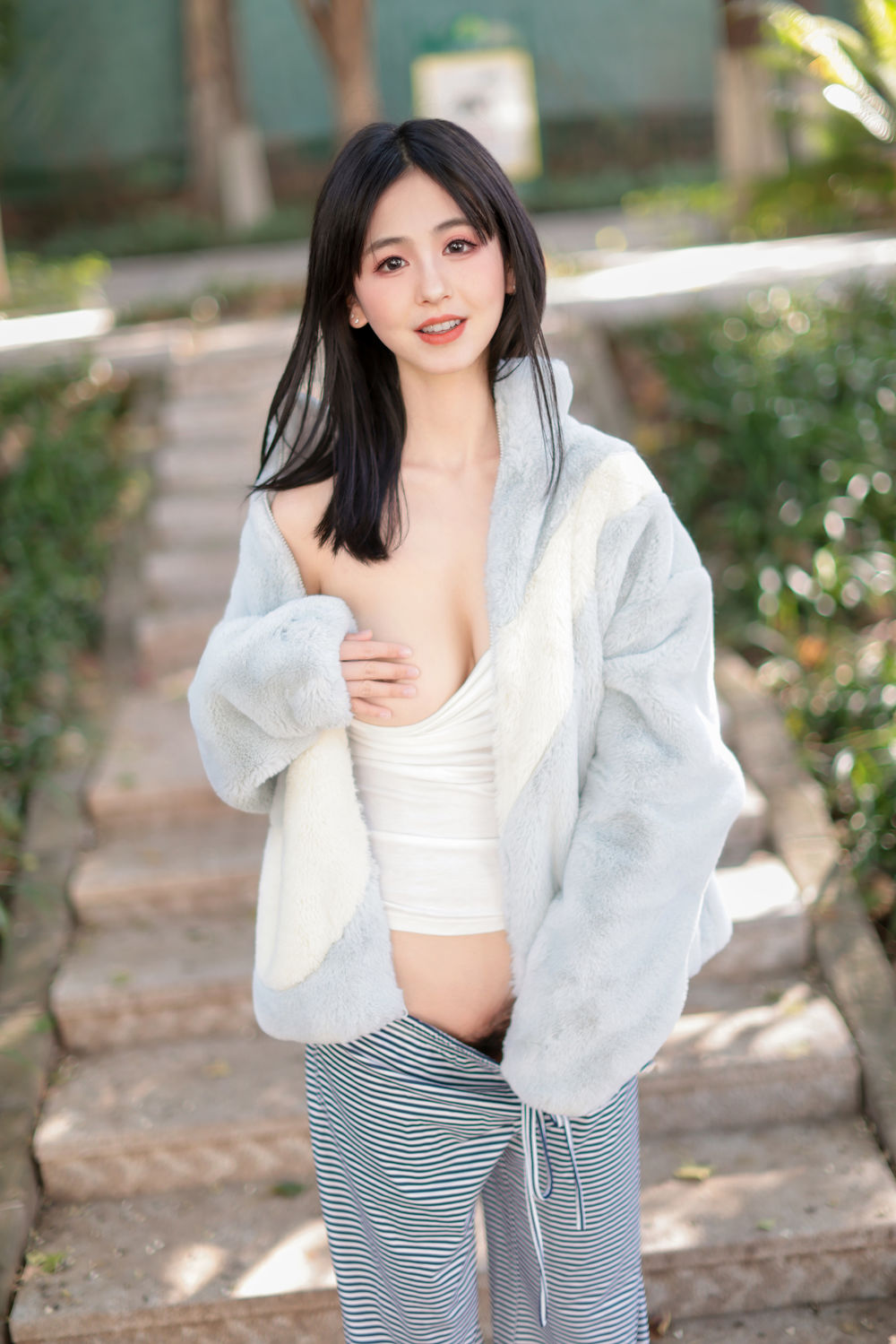 奶芙乔乔《一字肩》原版写真 [85P-1.23G]