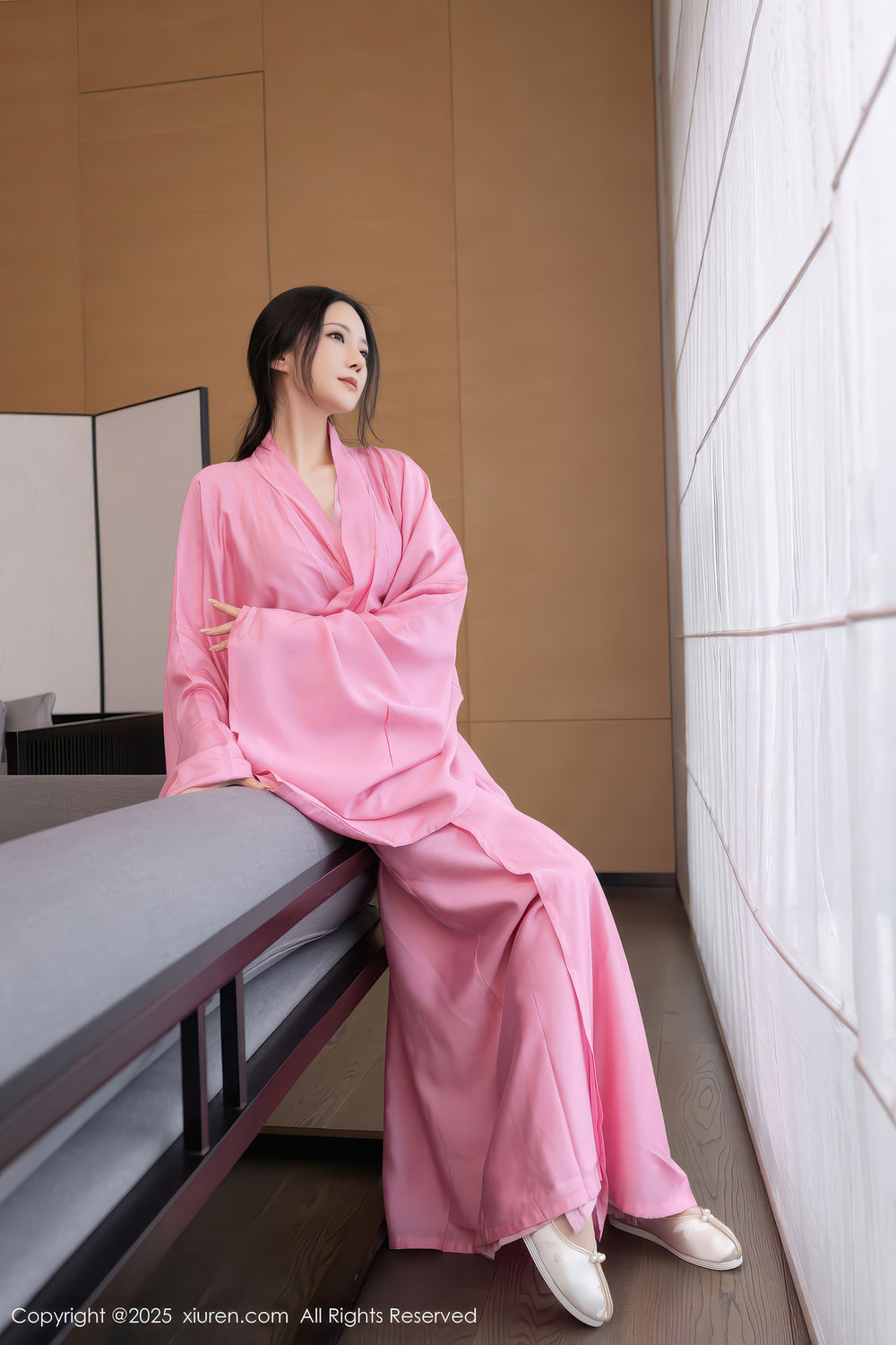 [XiuRen秀人网] 2025.11.28 No.11049 鱼子酱Fish [82+1P]