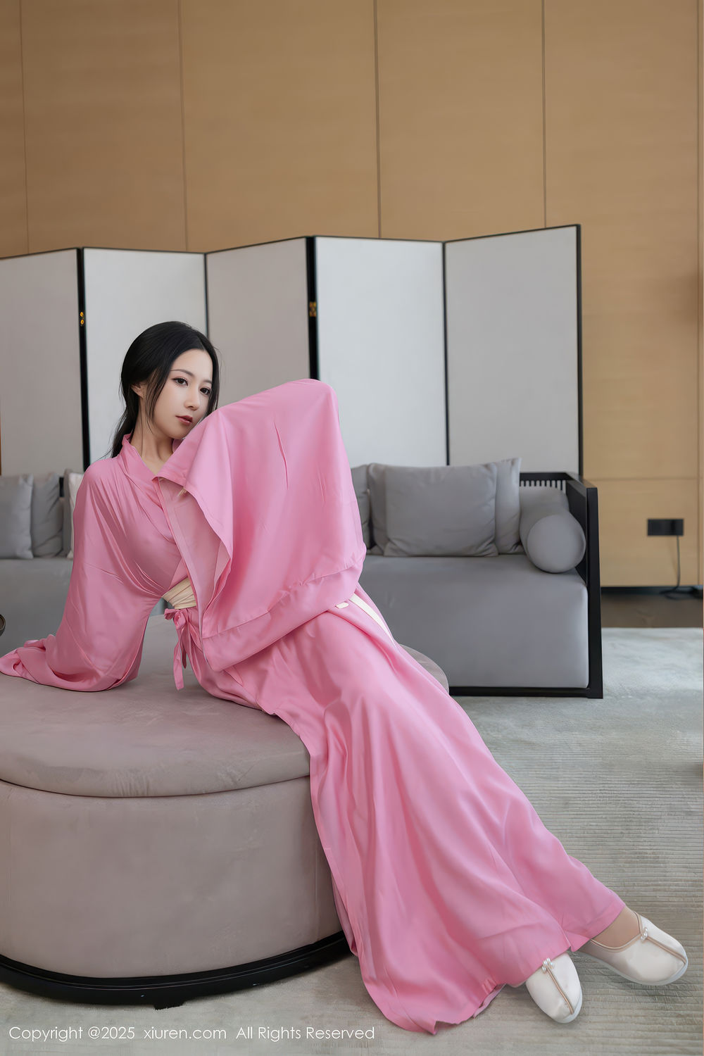 [XiuRen秀人网] 2025.11.28 No.11049 鱼子酱Fish [82+1P]