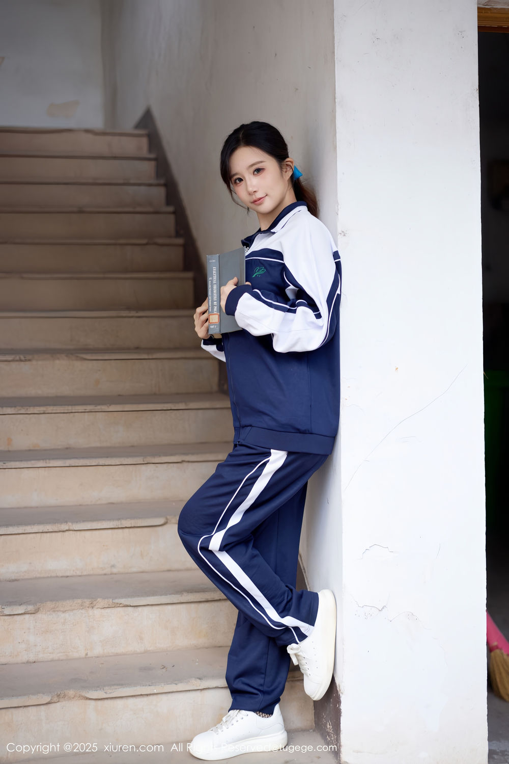 [XiuRen秀人网] 2025.12.12 No.11103 小肉肉咪 [72+1P]