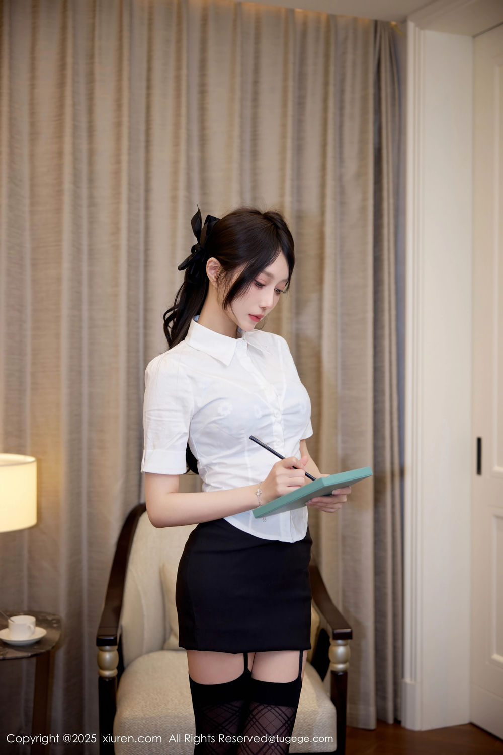 [XiuRen秀人网] 2025.12.15 No.11108 玥儿玥er [64+1P]