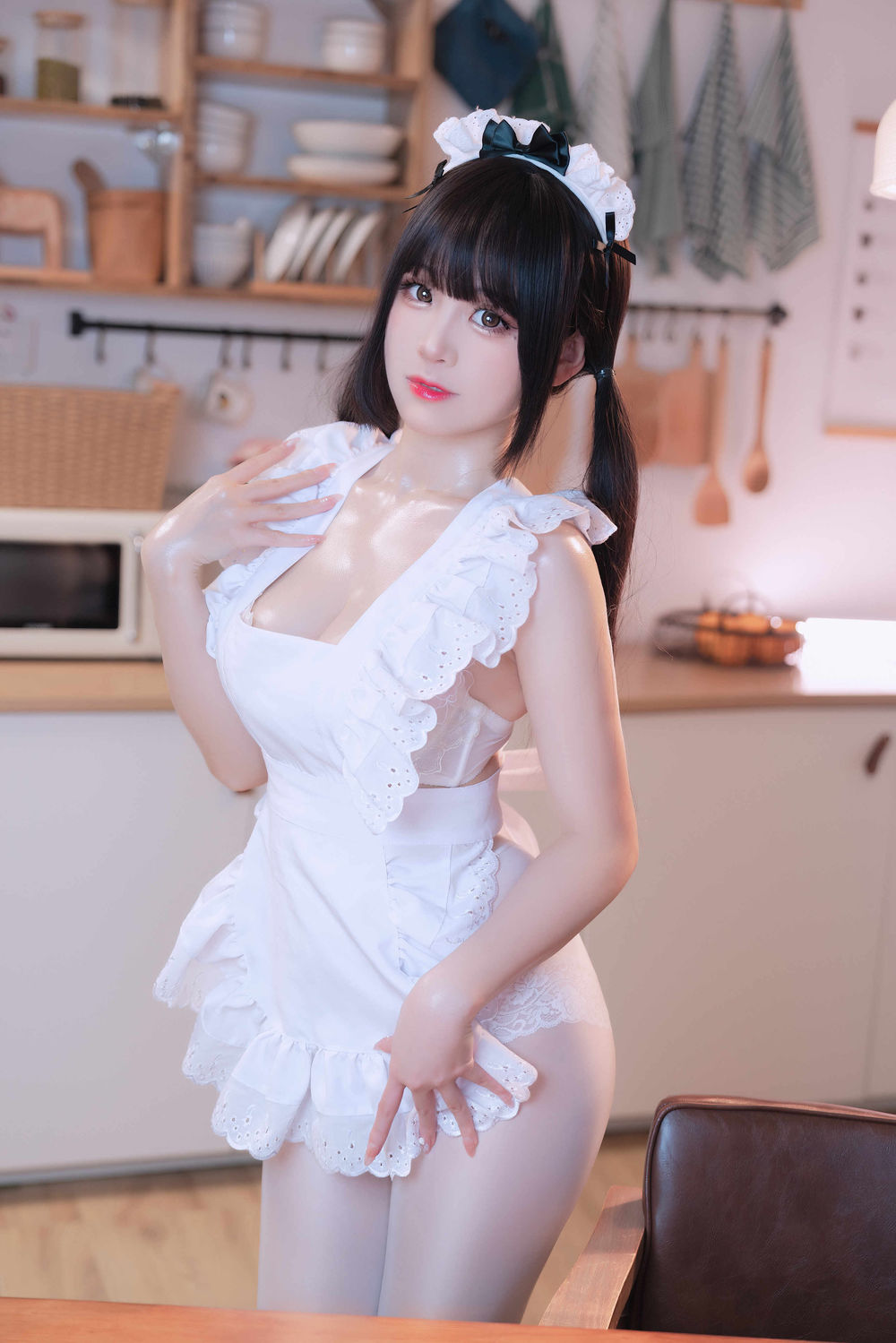 miko酱ww 甜心女仆 [30P-962MB]