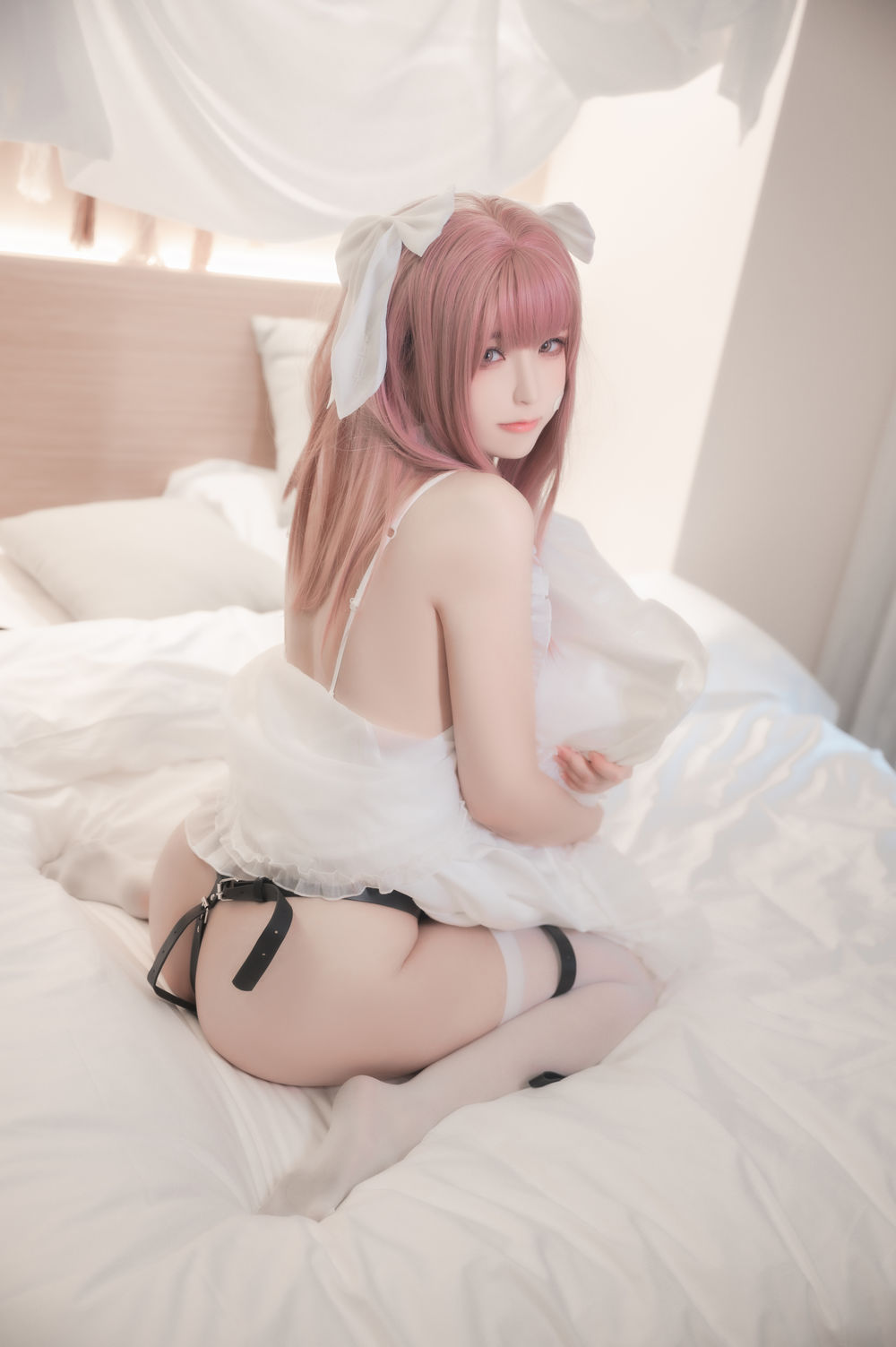 Quan冉有点饿 初音酱 [32P-259MB]