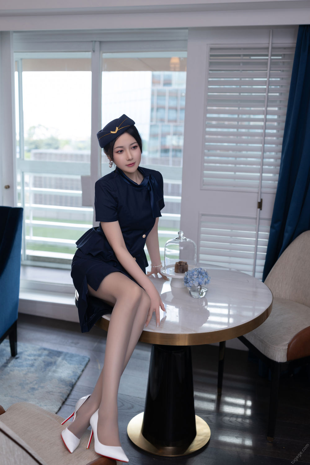 鱼子酱《空姐制服》原版写真 [120P-1.3G]